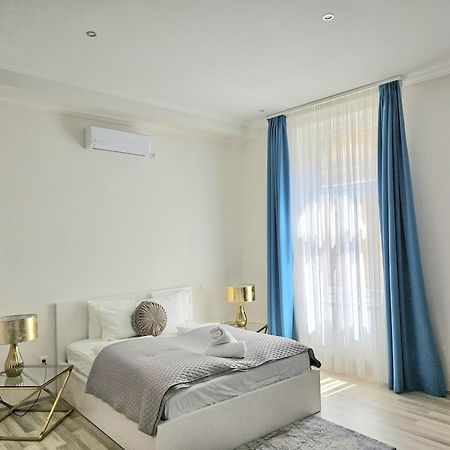 Designer Downtown Gem Apartment Будапеща Екстериор снимка