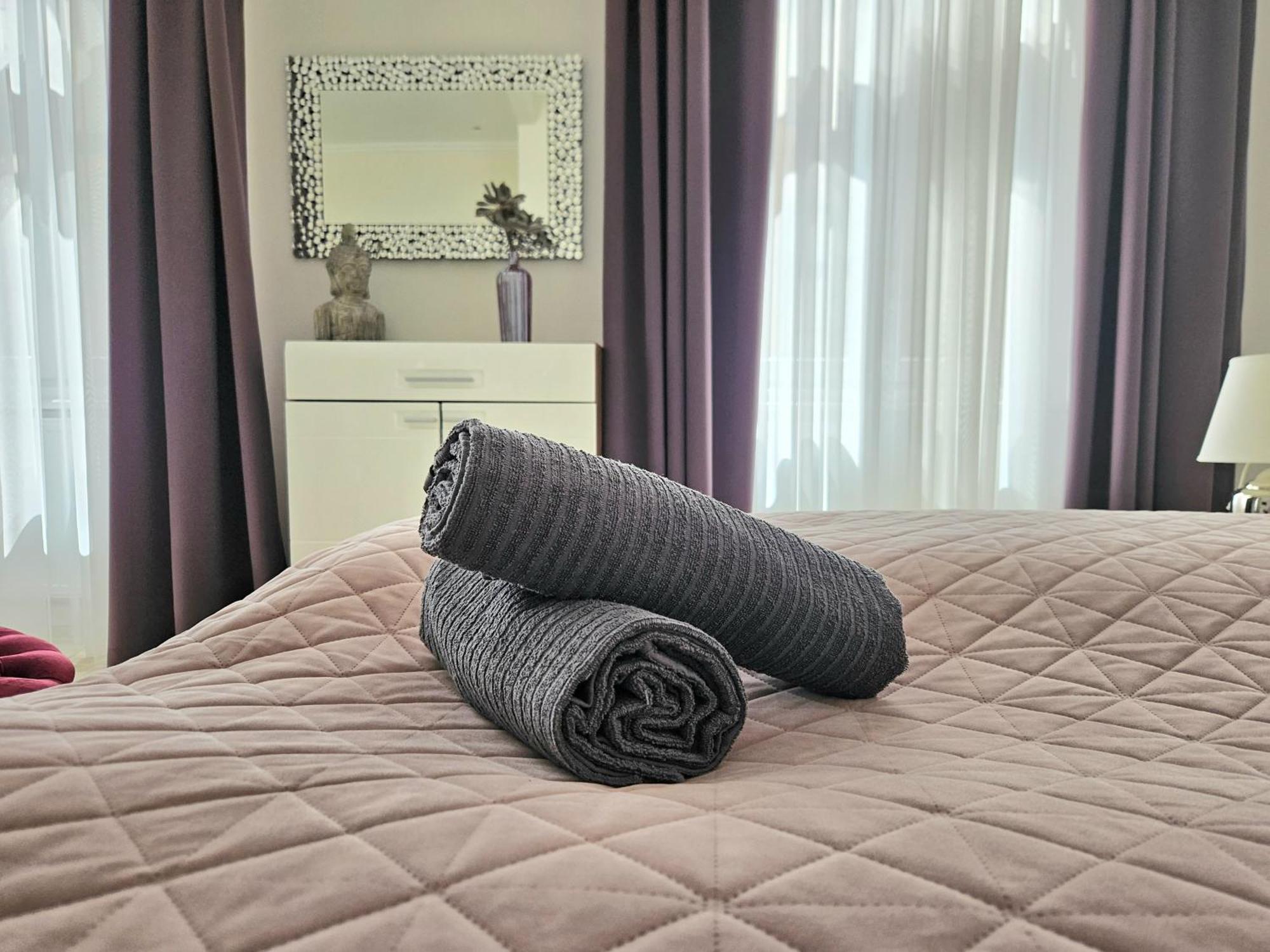 Designer Downtown Gem Apartment Будапеща Екстериор снимка