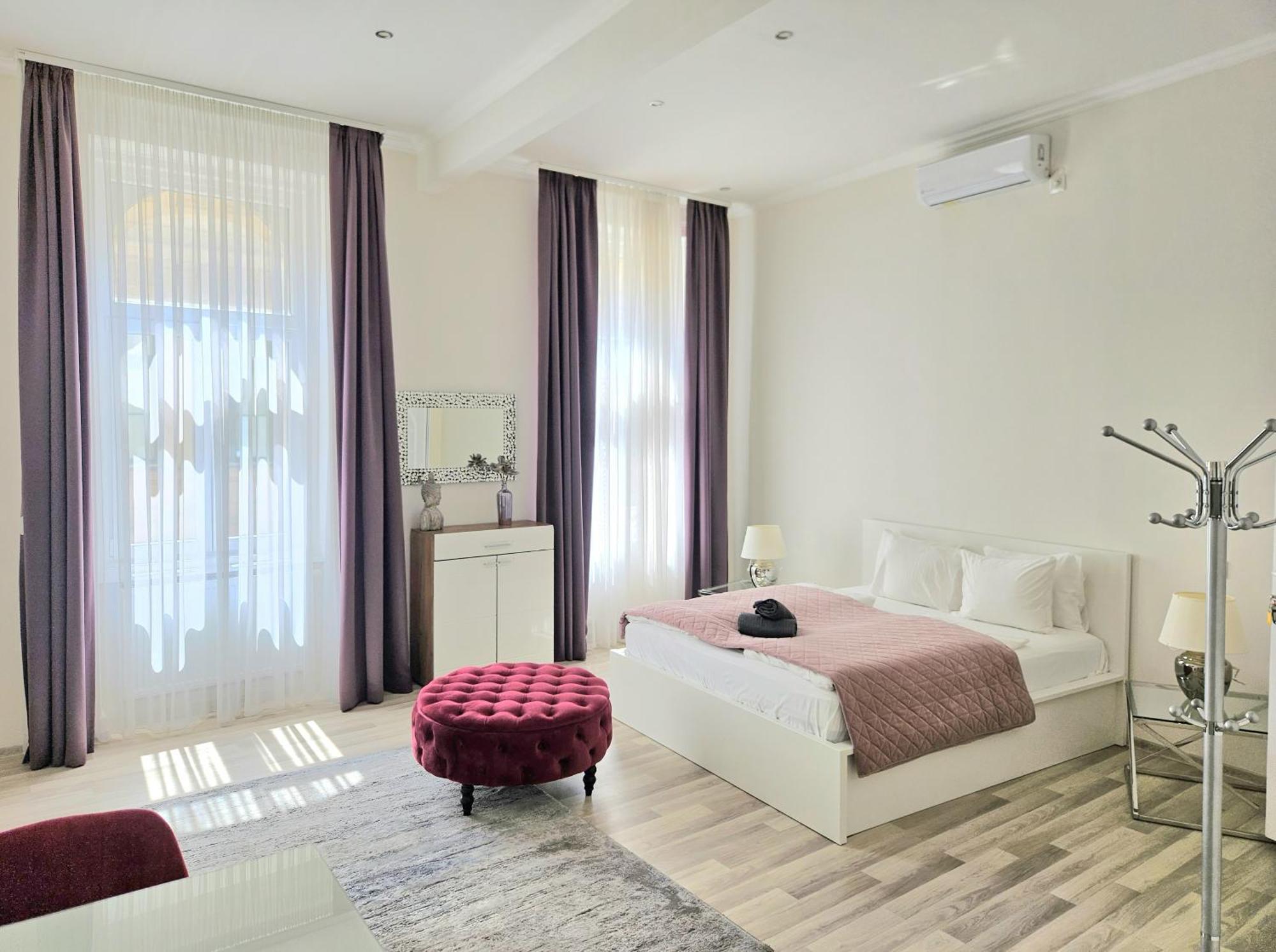 Designer Downtown Gem Apartment Будапеща Екстериор снимка