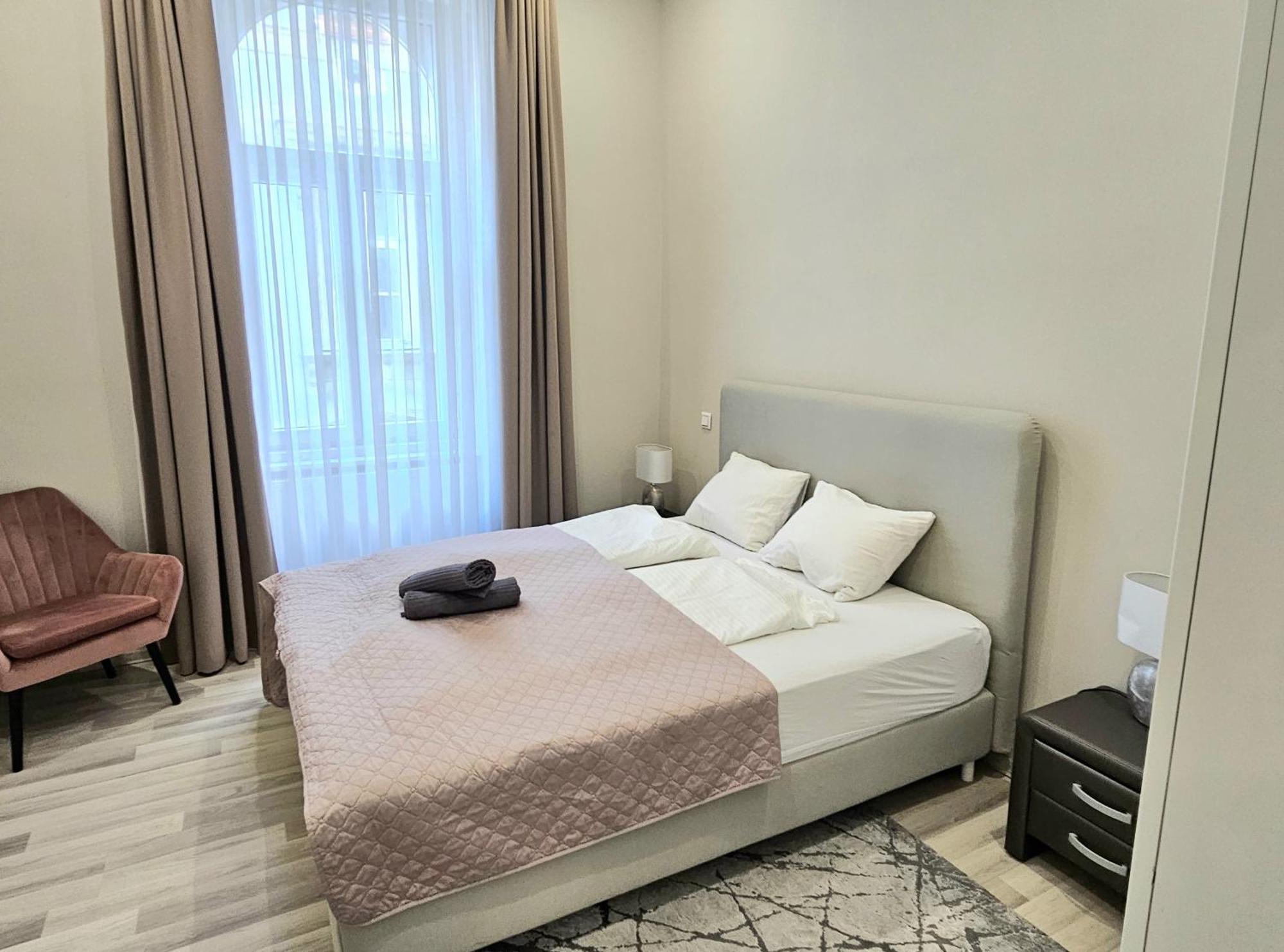 Designer Downtown Gem Apartment Будапеща Екстериор снимка