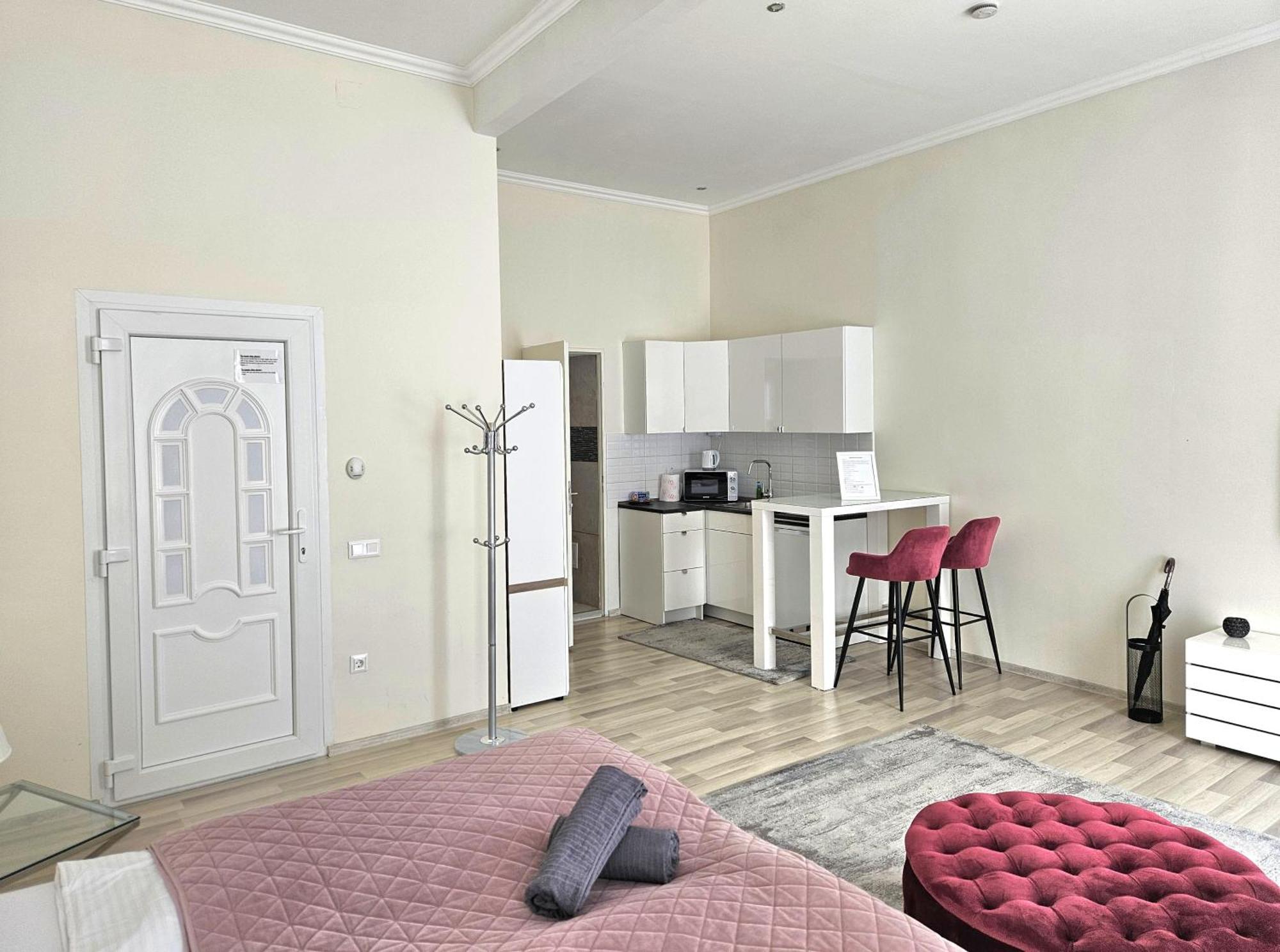 Designer Downtown Gem Apartment Будапеща Екстериор снимка