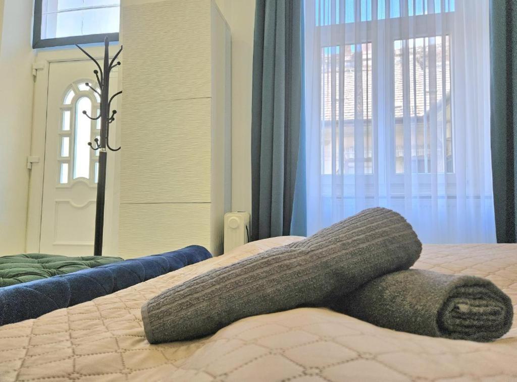 Designer Downtown Gem Apartment Будапеща Екстериор снимка